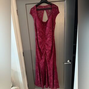 Camille La Vie Burgundy Lace & Sequin Formal Gown Dress size 20W
